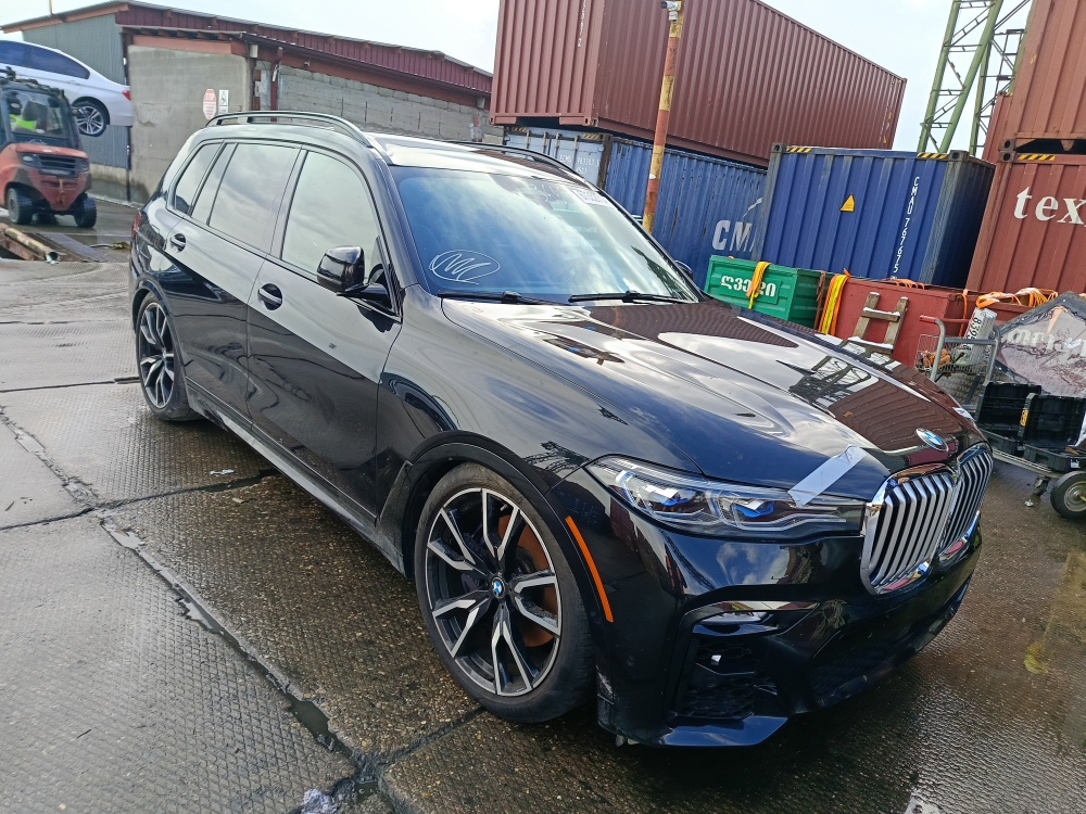 დაიშალა BMW X7 G07 (2019–2022) 3