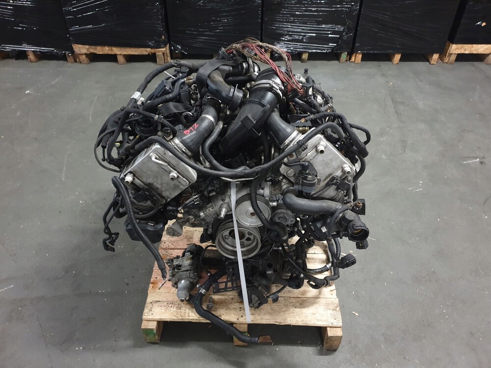 BMW M5 - ძრავი 4.4L 8V S63